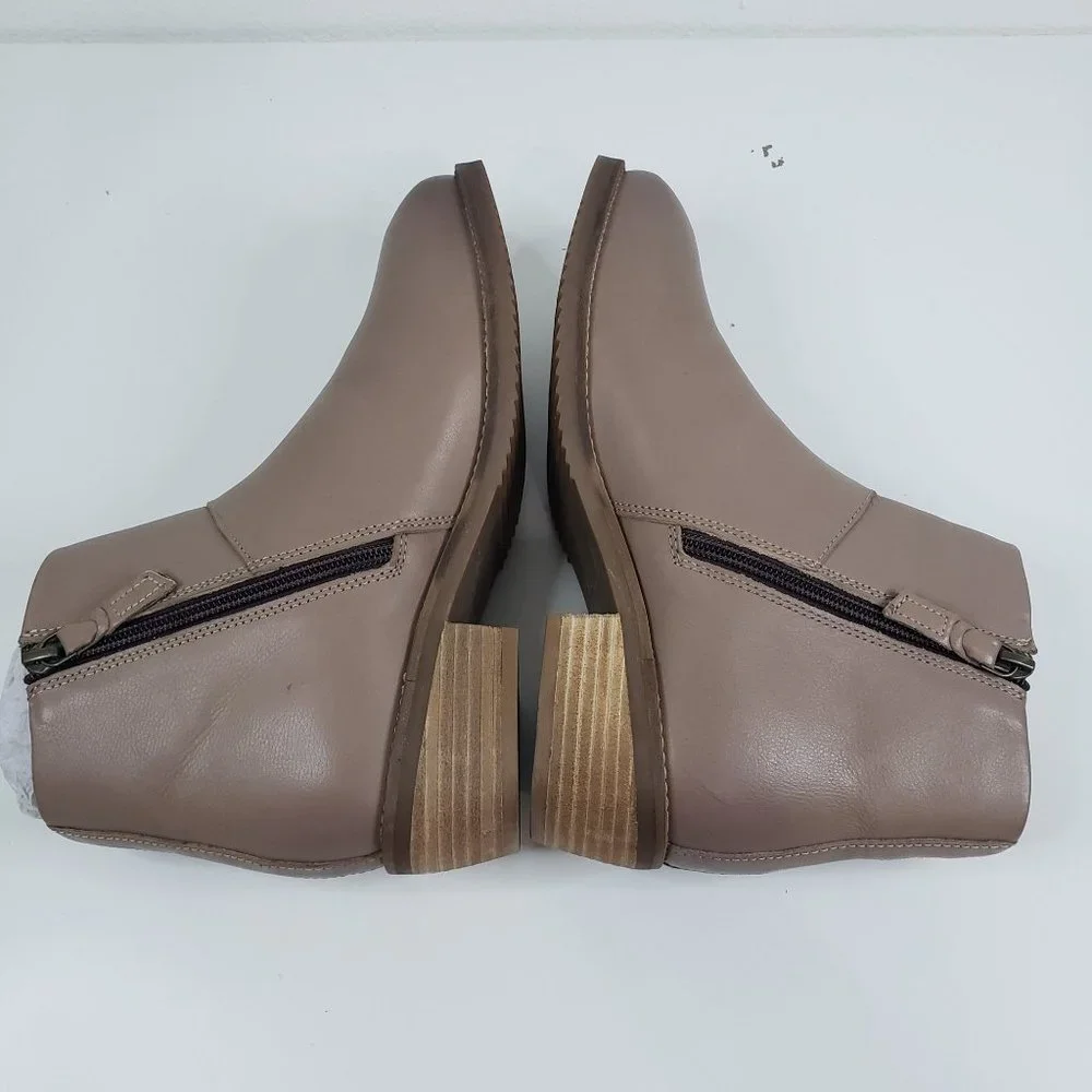 Softwalk Roselle Bootie in Taupe‎ - Size 8 Narrow